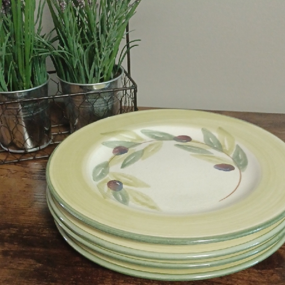 Bizzirri 4 Discontinued Olive Pattern Salad Plates
